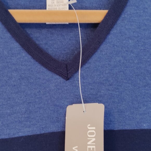 Blue Stripe Sweater - Sleeveless with tags. Fits 1X best  - Jones of New York - Picture 3 of 4